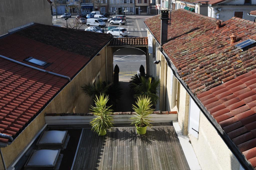 Hotel Le Loft Trie-sur-Baise Екстер'єр фото