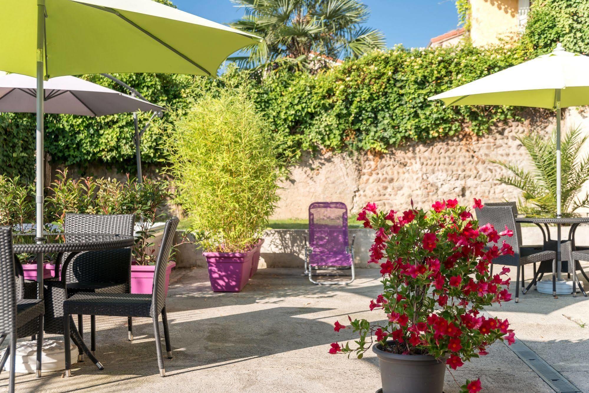 Hotel Le Loft Trie-sur-Baise Екстер'єр фото